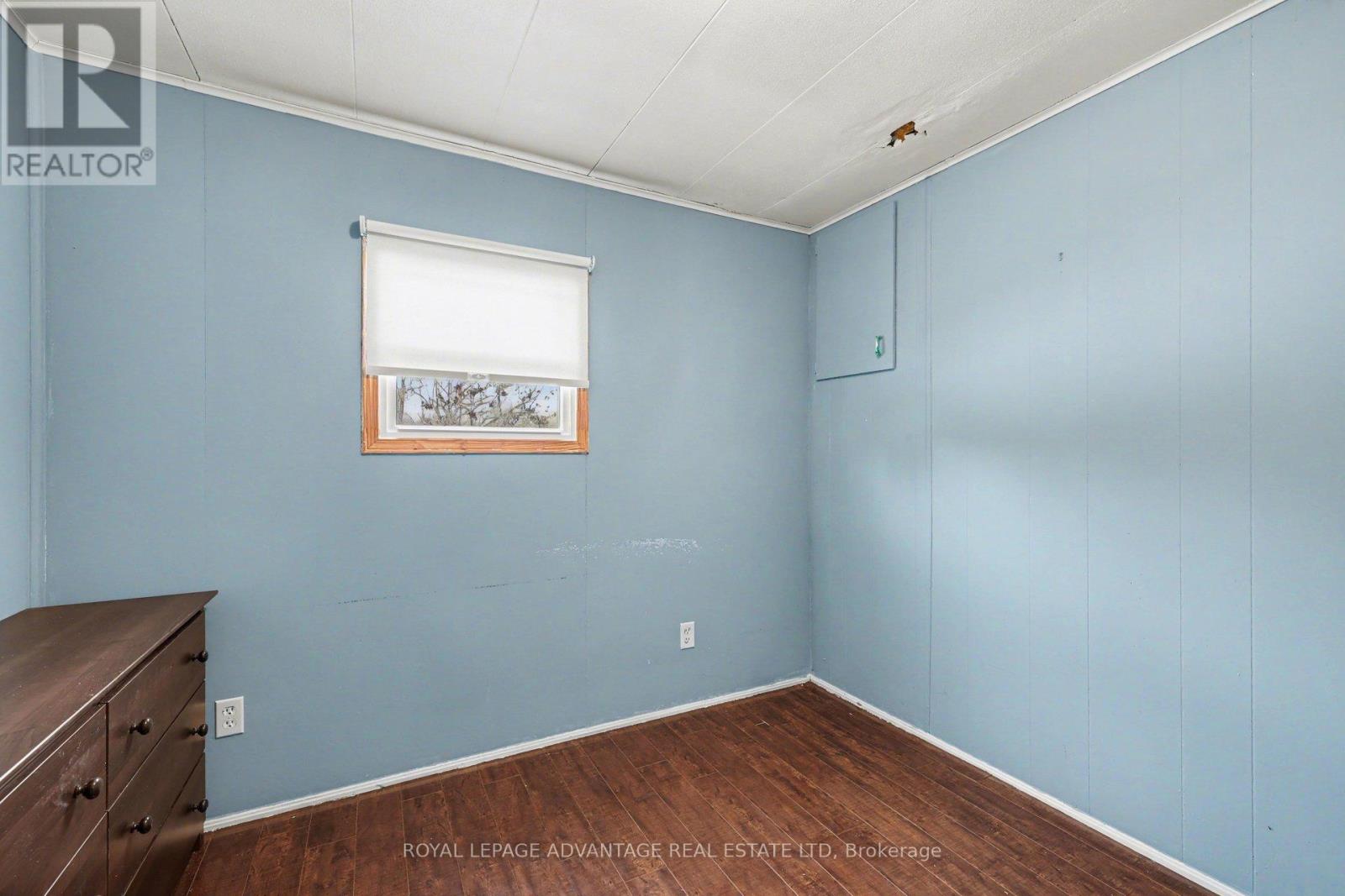 266 HILLVIEW ROAD - 19
