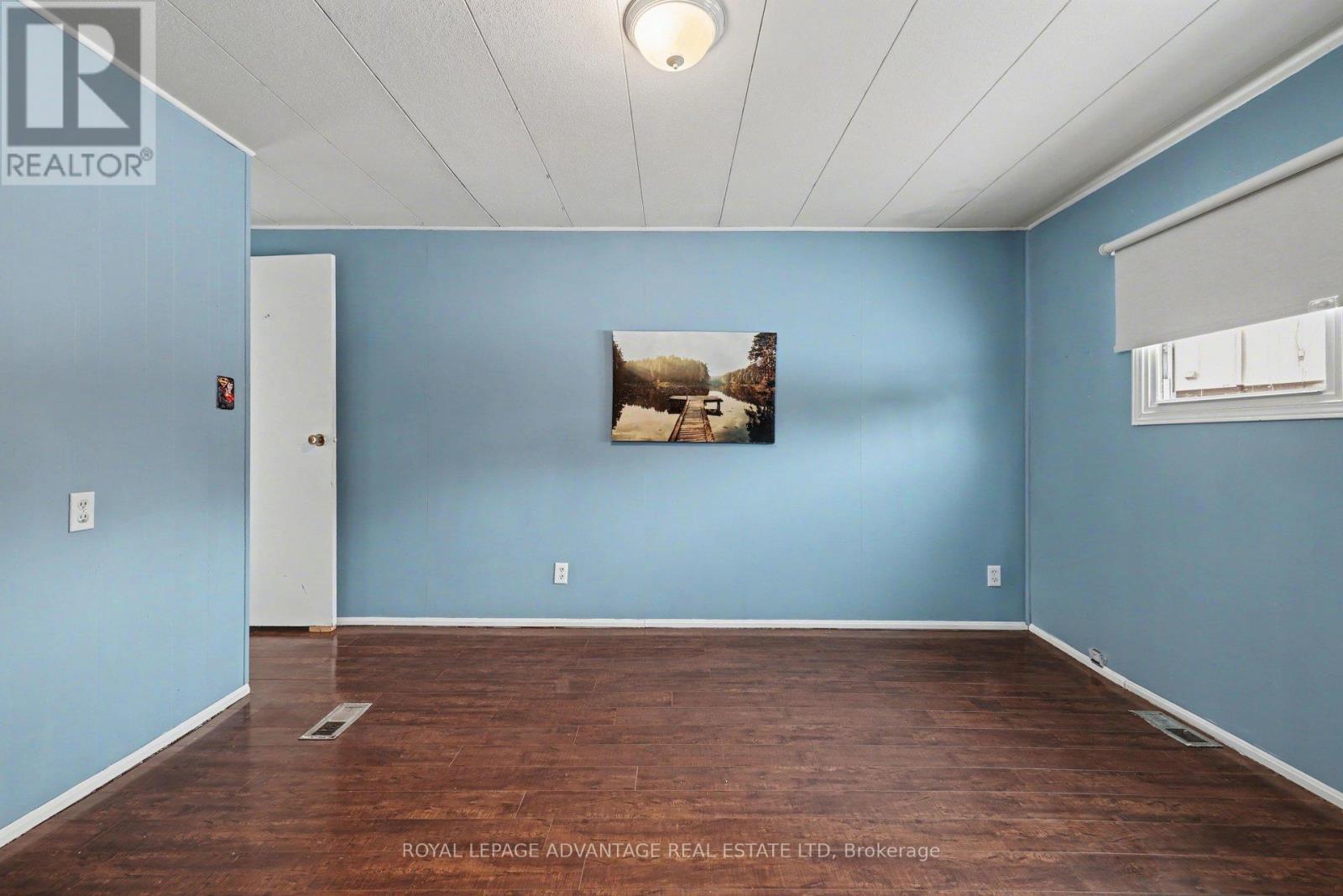 266 HILLVIEW ROAD - 17