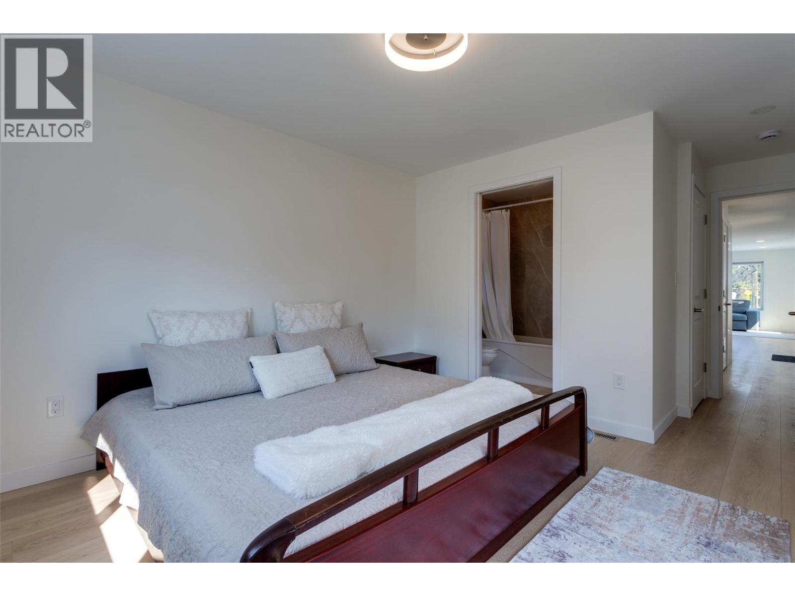 6711 Hwy 97 South Highway Unit# 5, Peachland