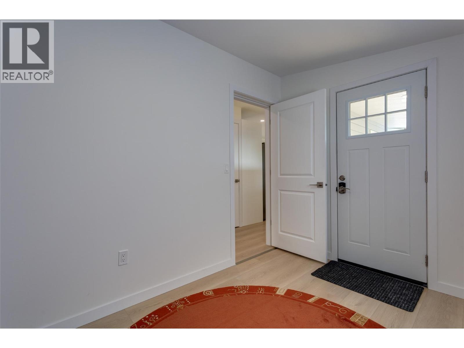 6711 Hwy 97 South Highway Unit# 5, Peachland