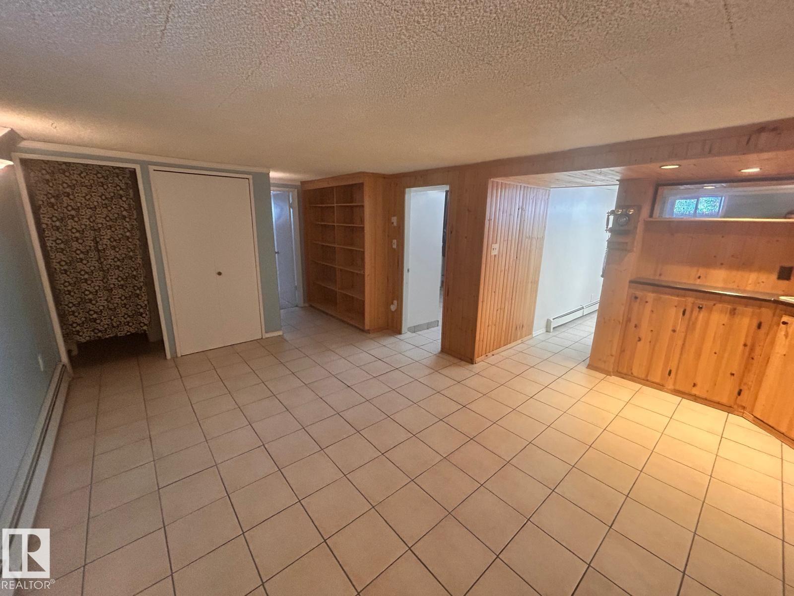 11242 56 ST NW, Edmonton