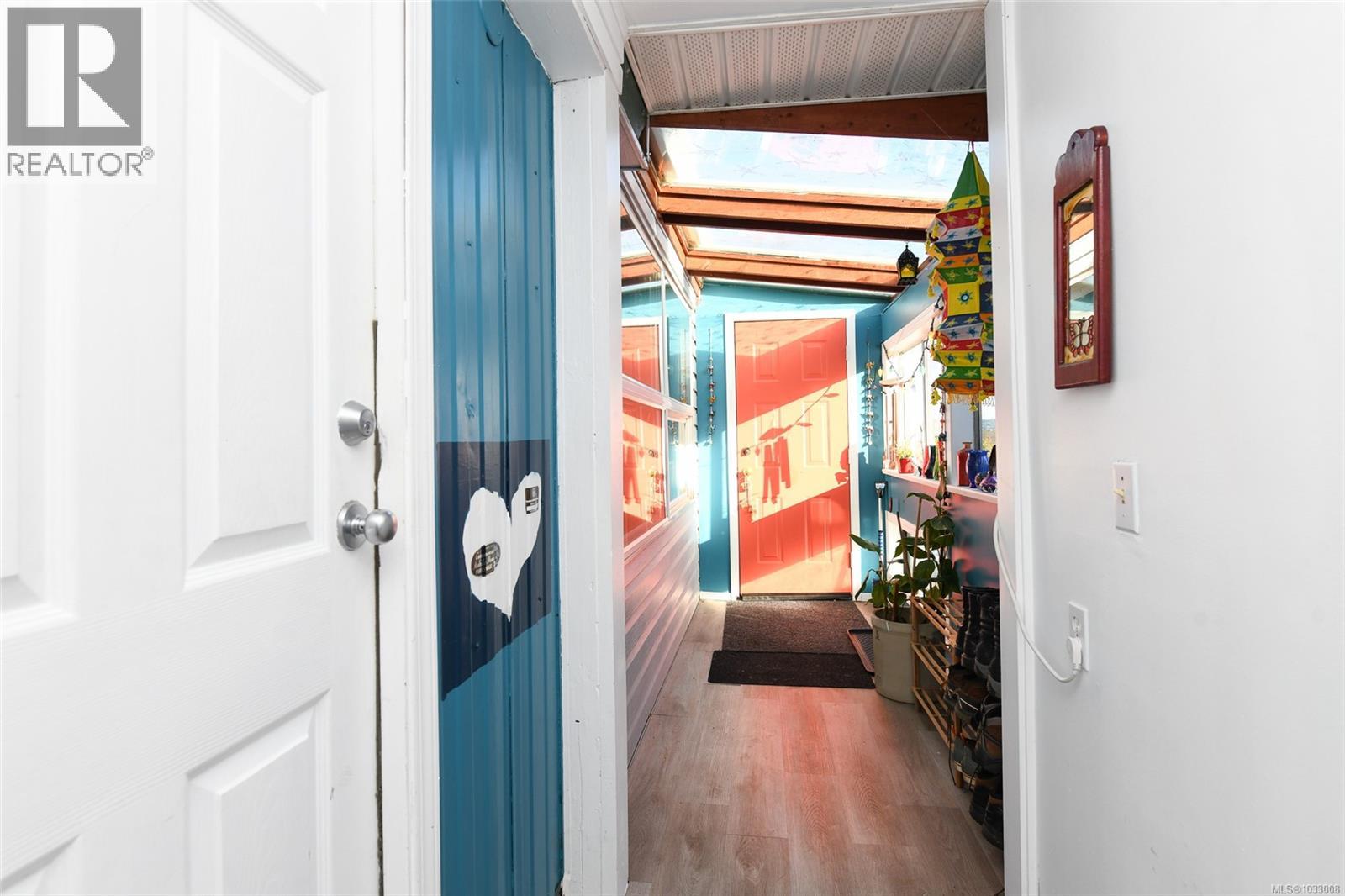 5557 Horne St - 14