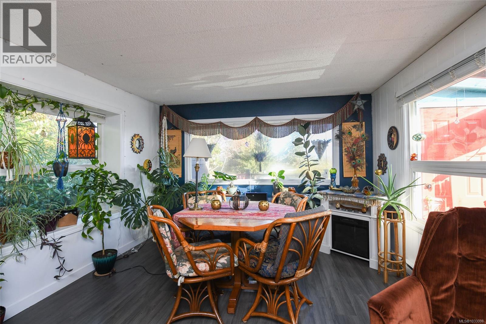 5557 Horne St - 20