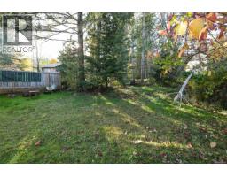 Laundry room - 5557 Horne St, Union Bay, BC V0R3B0 Photo 6