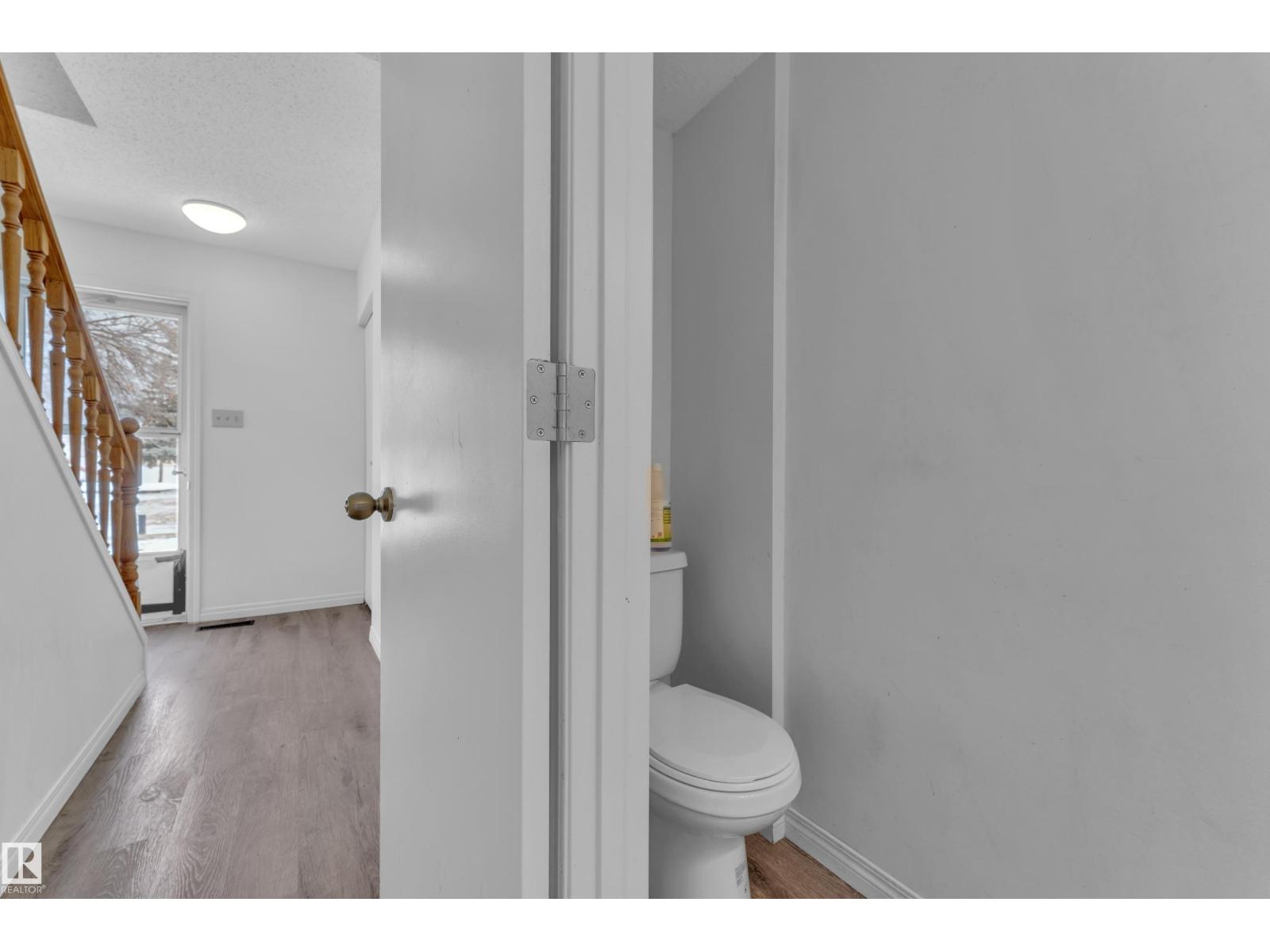 25 LAKEWOOD VG NW, Edmonton