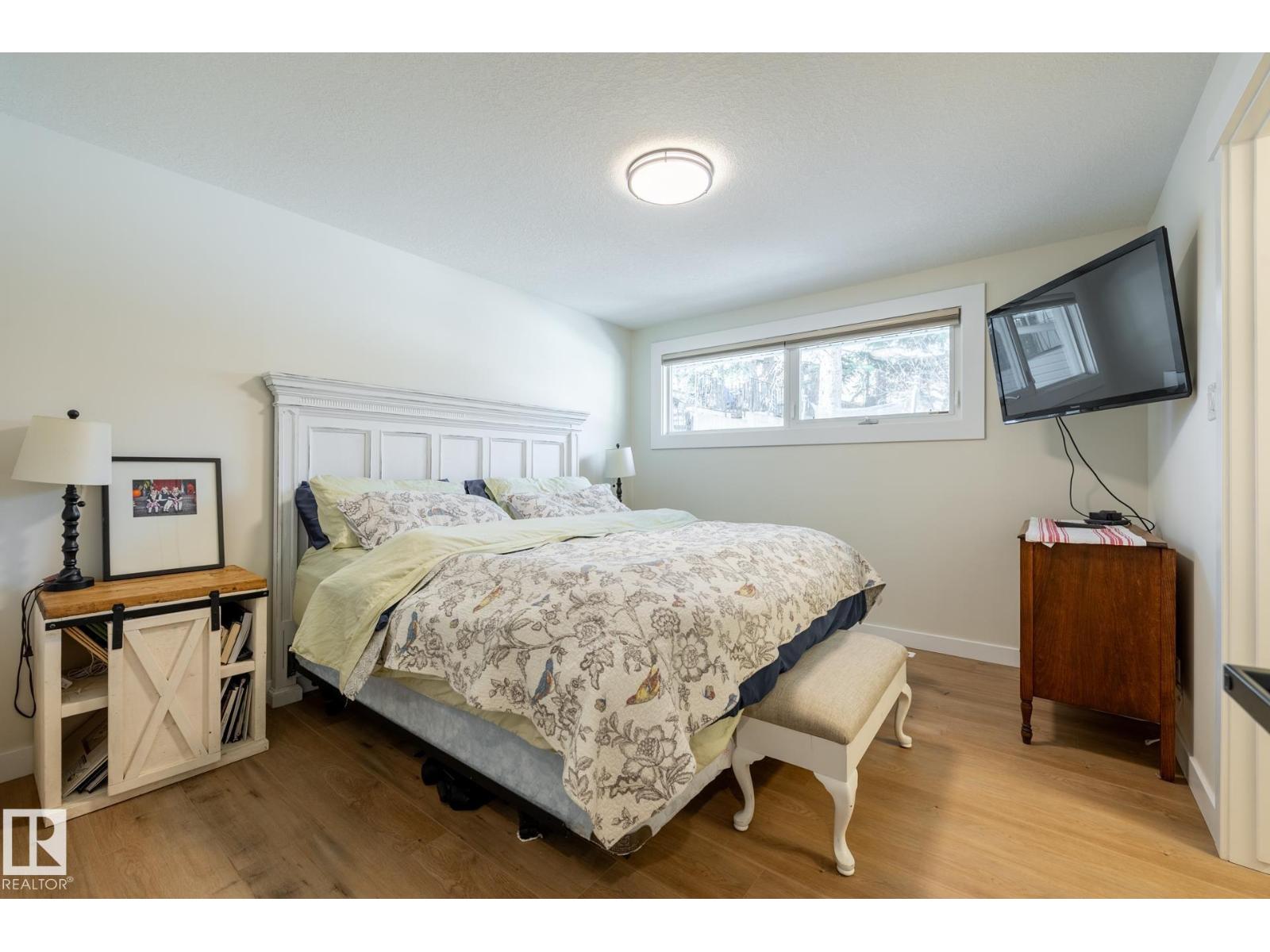 17 SPRUCE CR, St. Albert