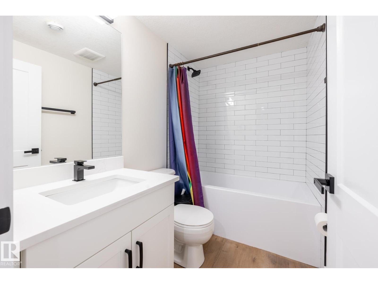 17 SPRUCE CR, St. Albert