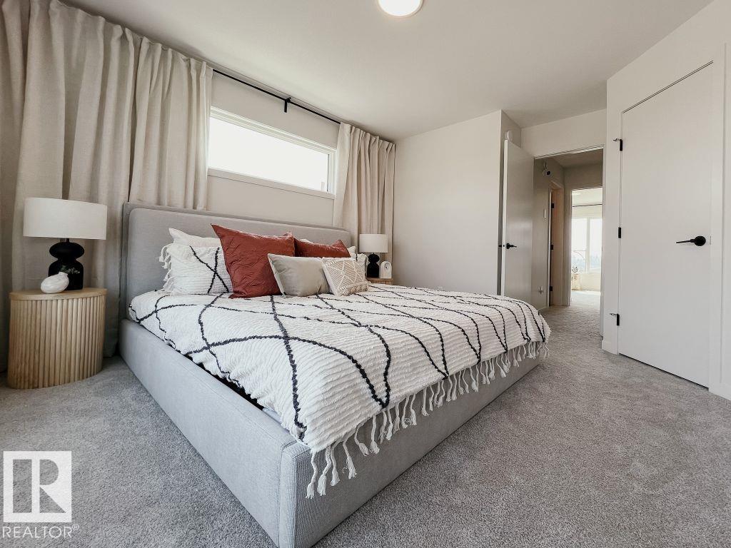 305 32 ST SW, Edmonton