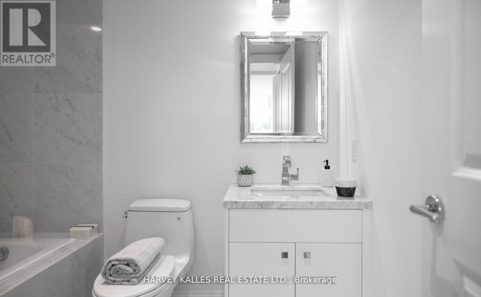 #123 1 BENVENUTO PLACE - 17