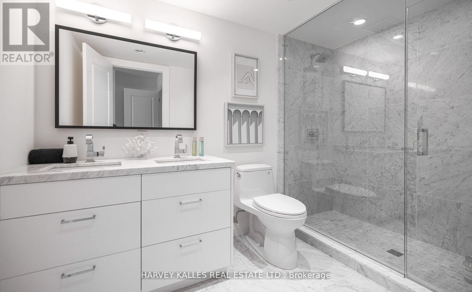 #123 1 BENVENUTO PLACE - 21