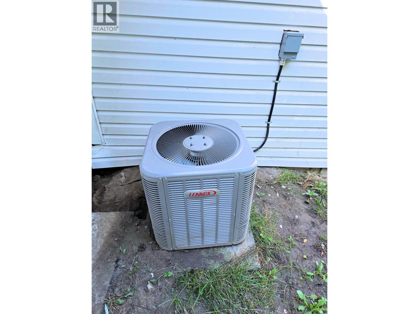 3460 ROBIN ROAD - 32