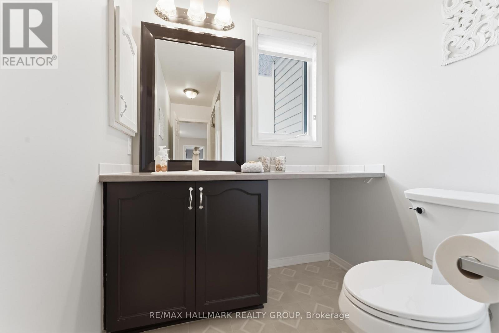 29 BIRCHFIELD AVENUE — photo 24