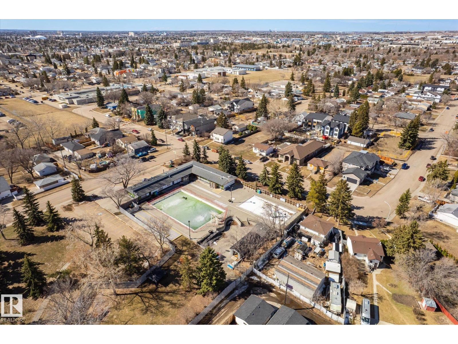 10439 159 ST NW, Edmonton