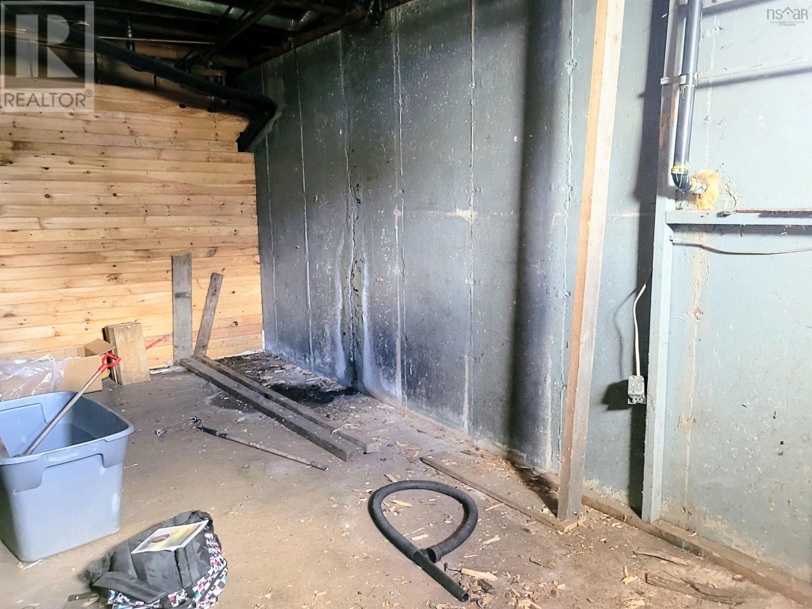 Property 24 of 25 of 4556 Canaan Road