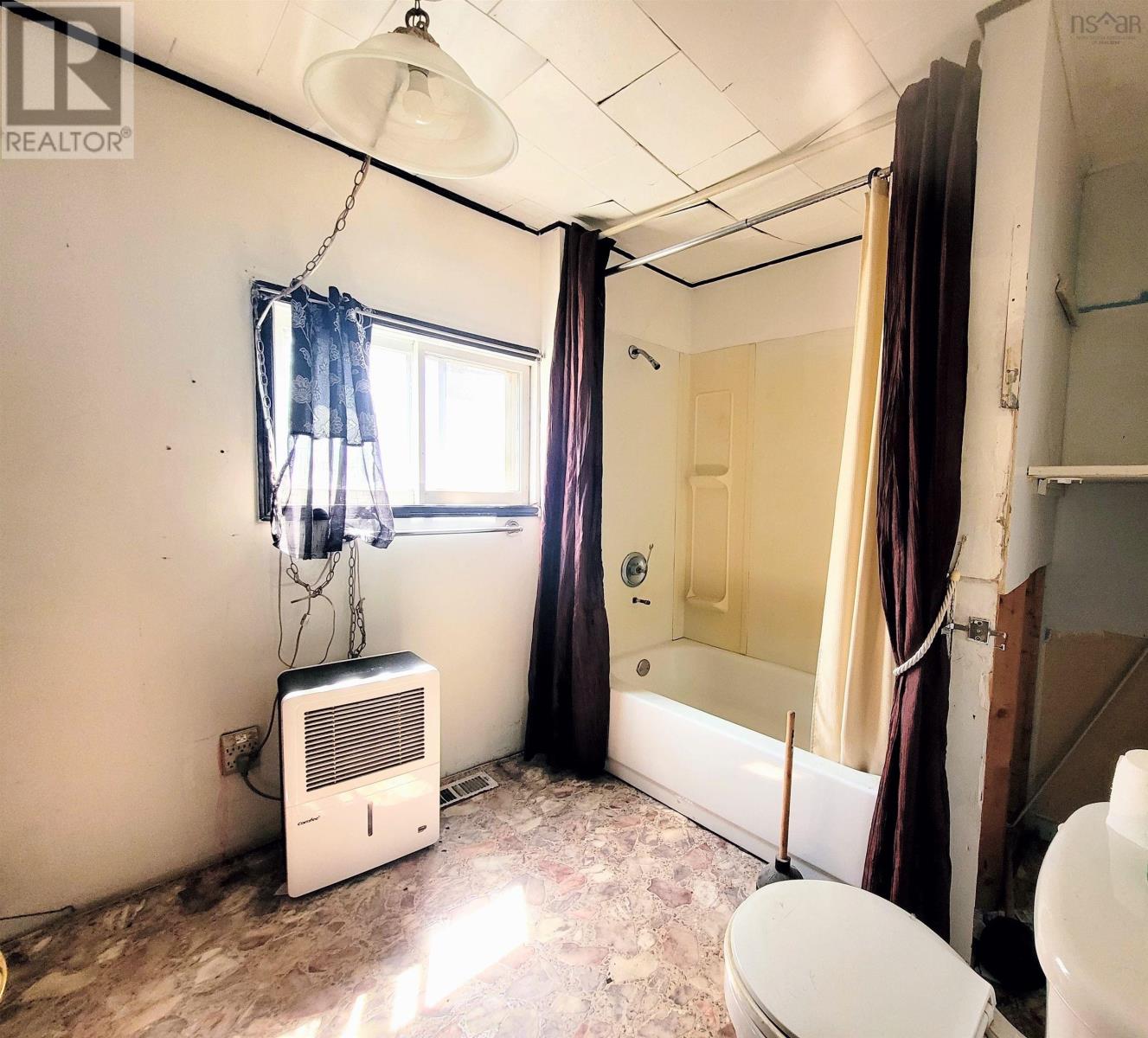 Property 22 of 25 of 4556 Canaan Road