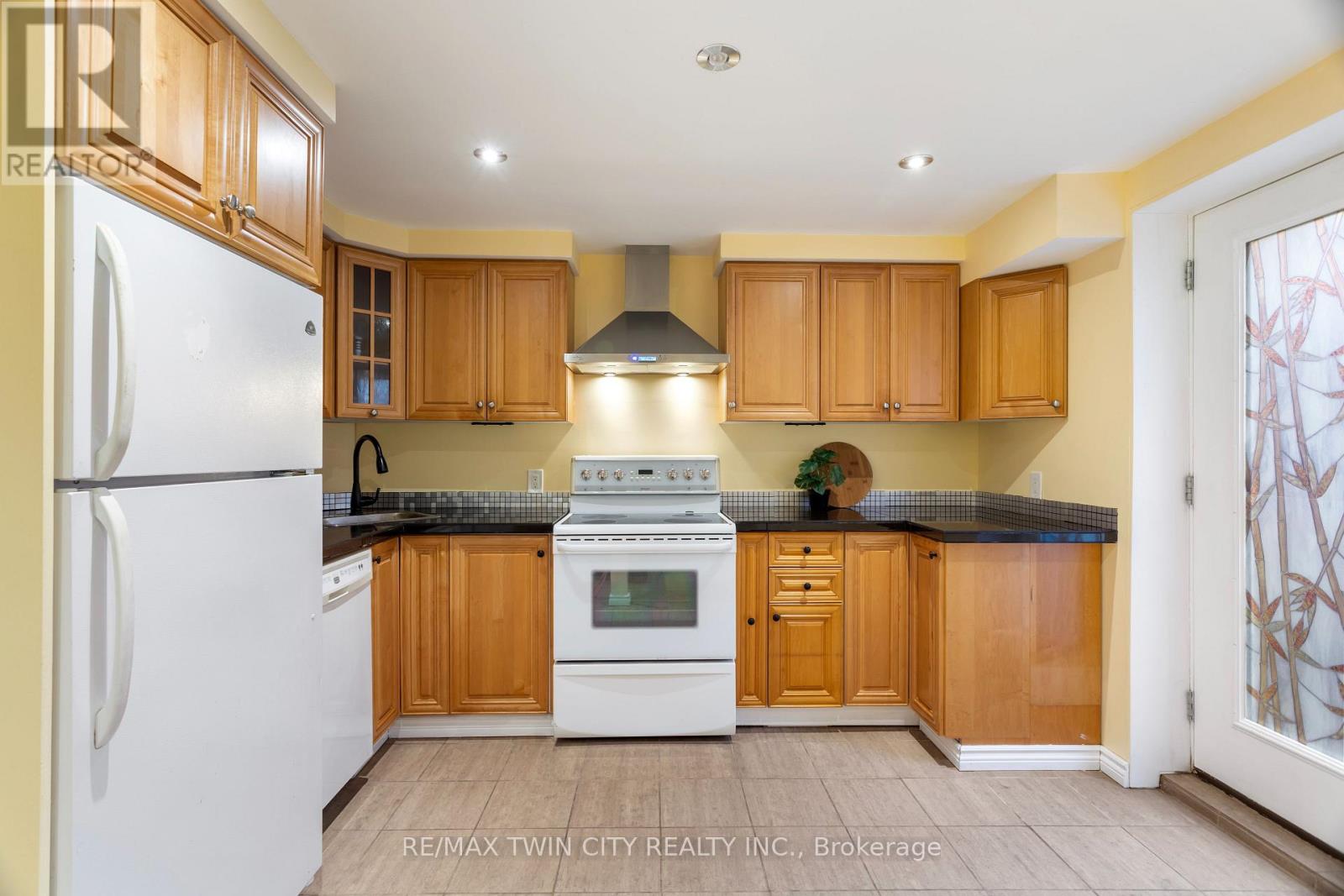 769 SCOTTSDALE DRIVE - 34