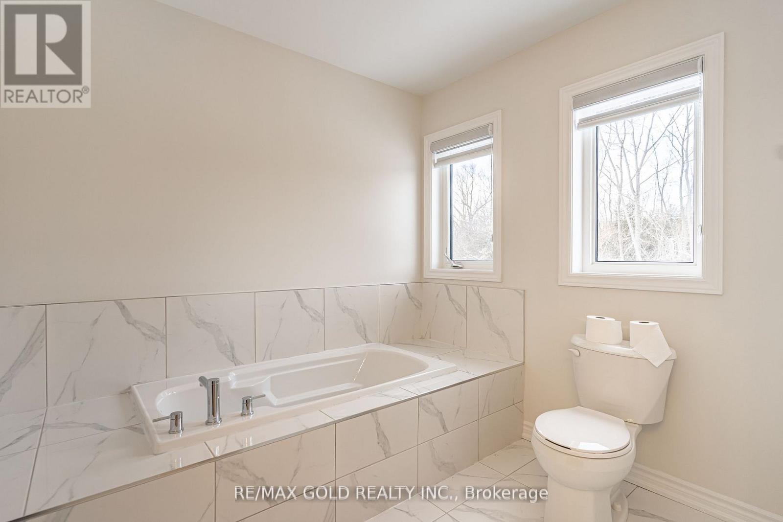 33 GILHAM WAY — photo 32
