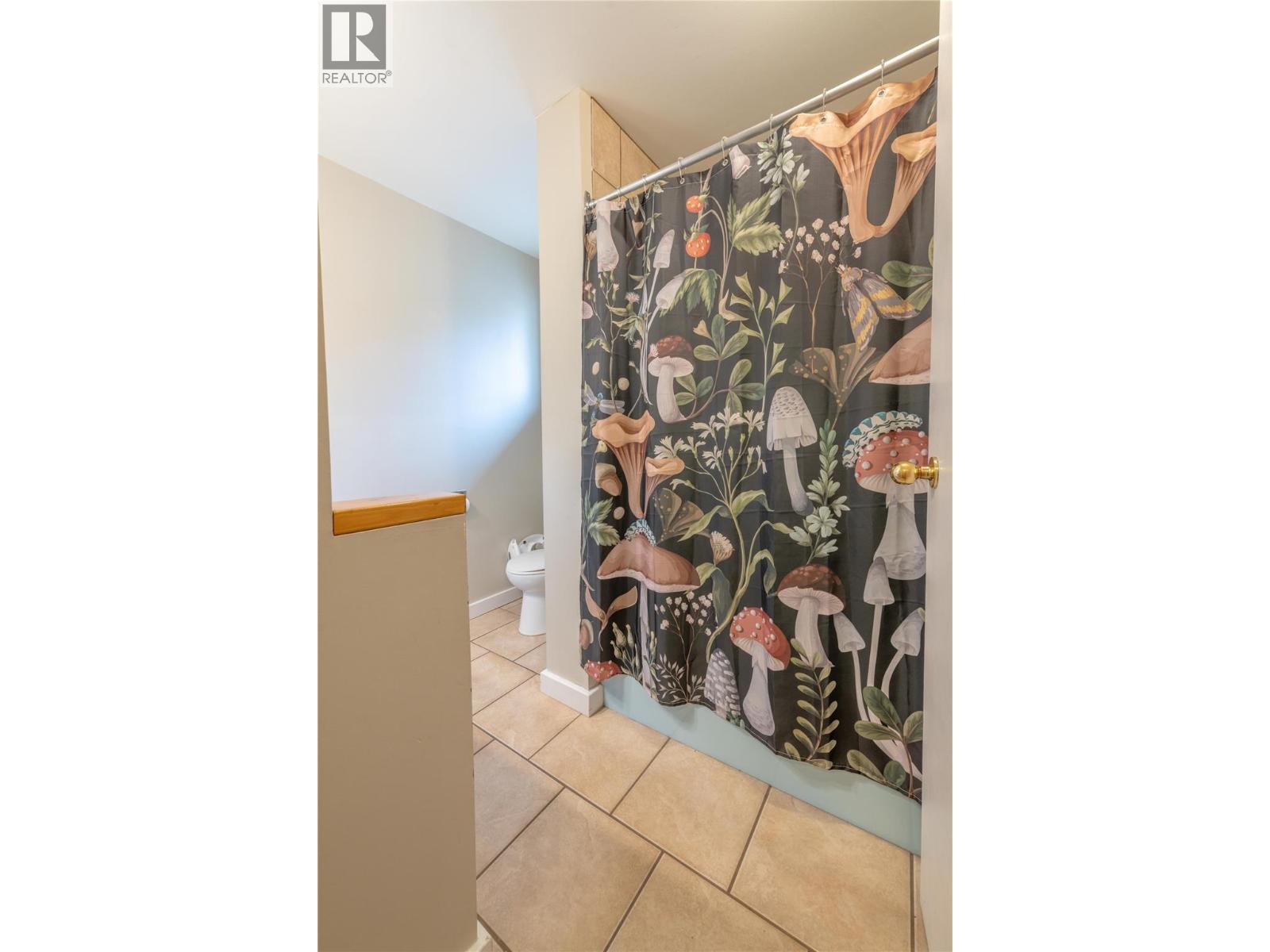 411 Sixth Street - 23