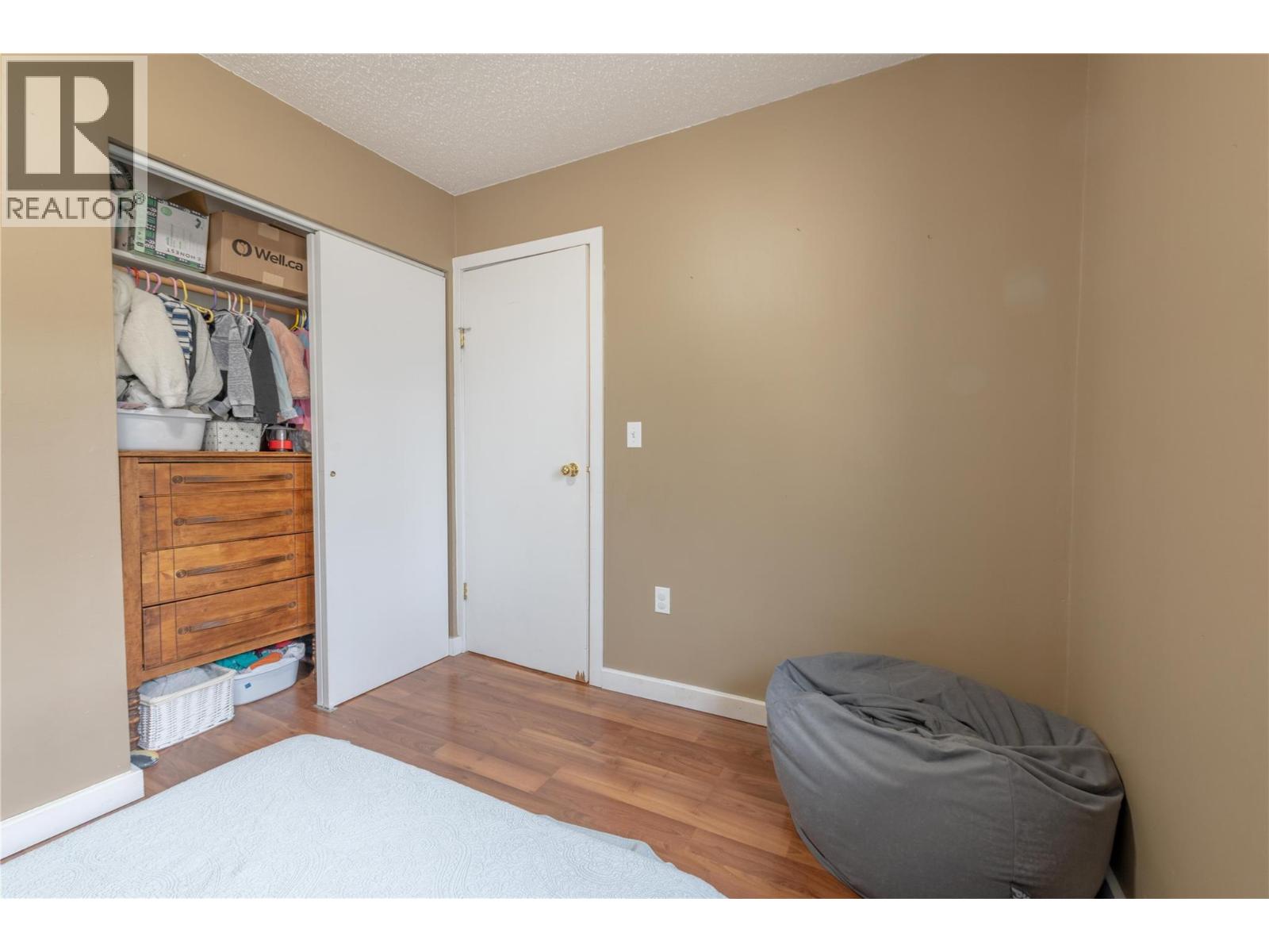 411 Sixth Street - 27