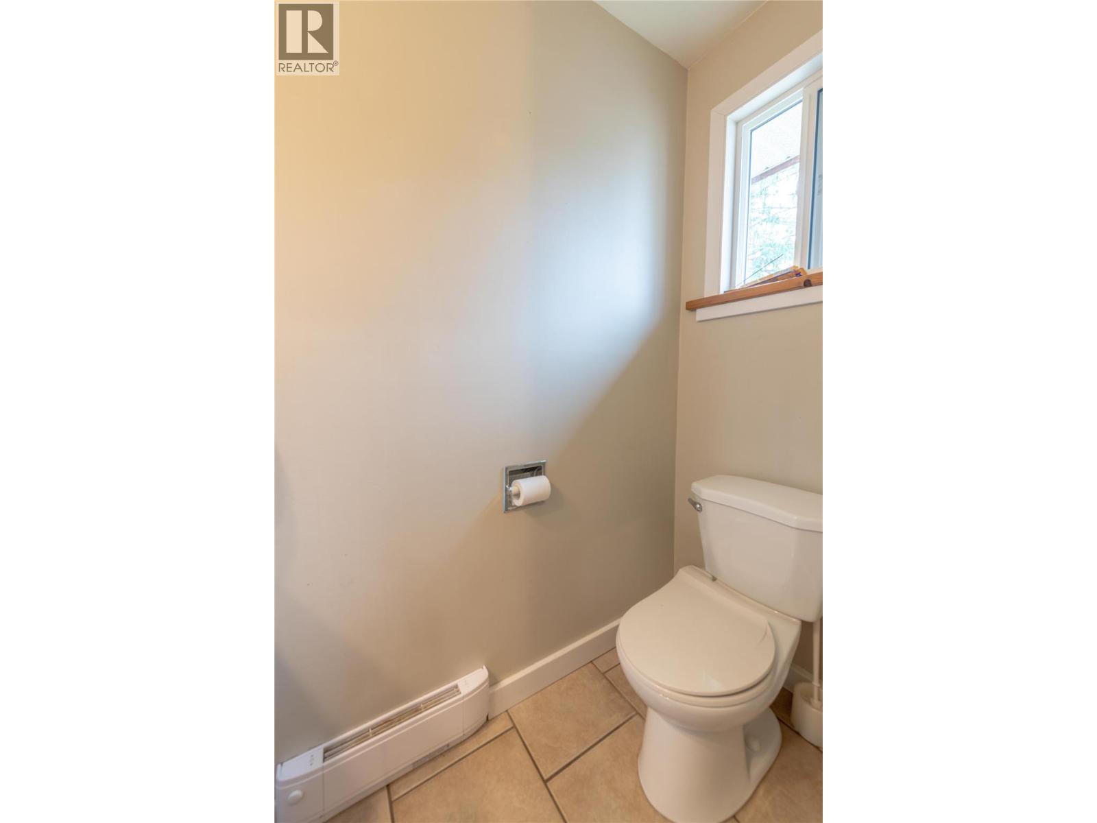 411 Sixth Street - 25