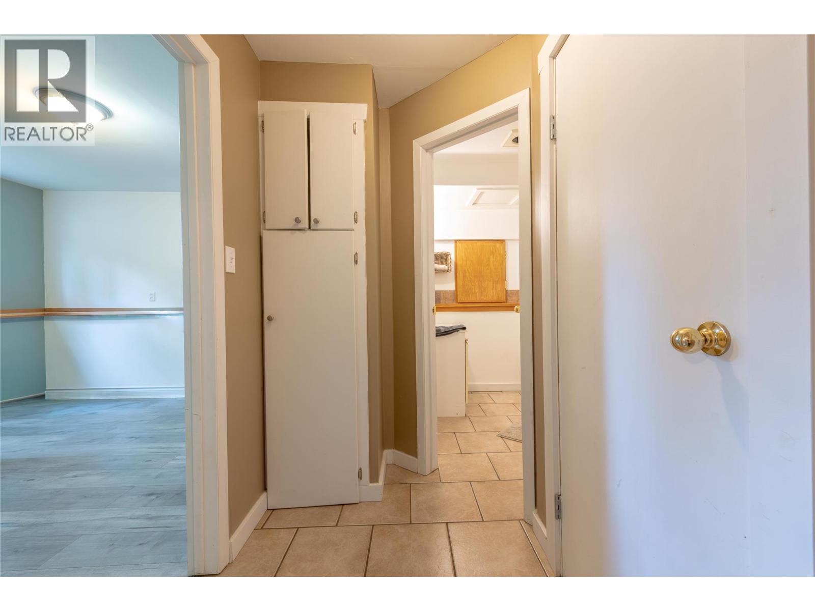 411 Sixth Street - 34