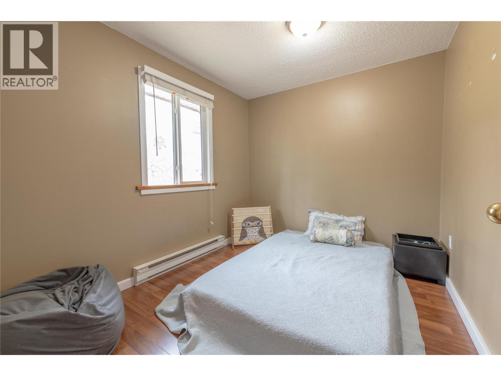 411 Sixth Street - 26