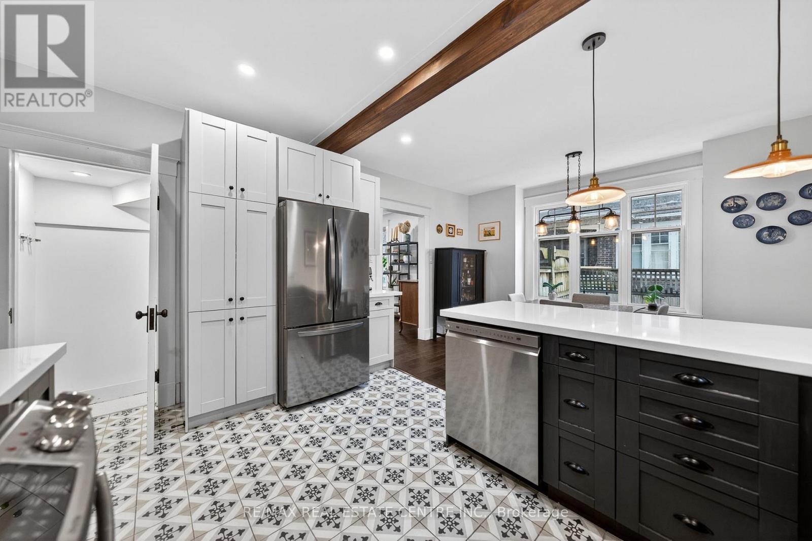 282 PARK STREET Property Photo