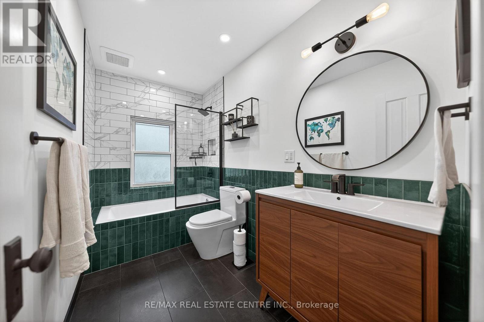 282 PARK STREET Property Photo