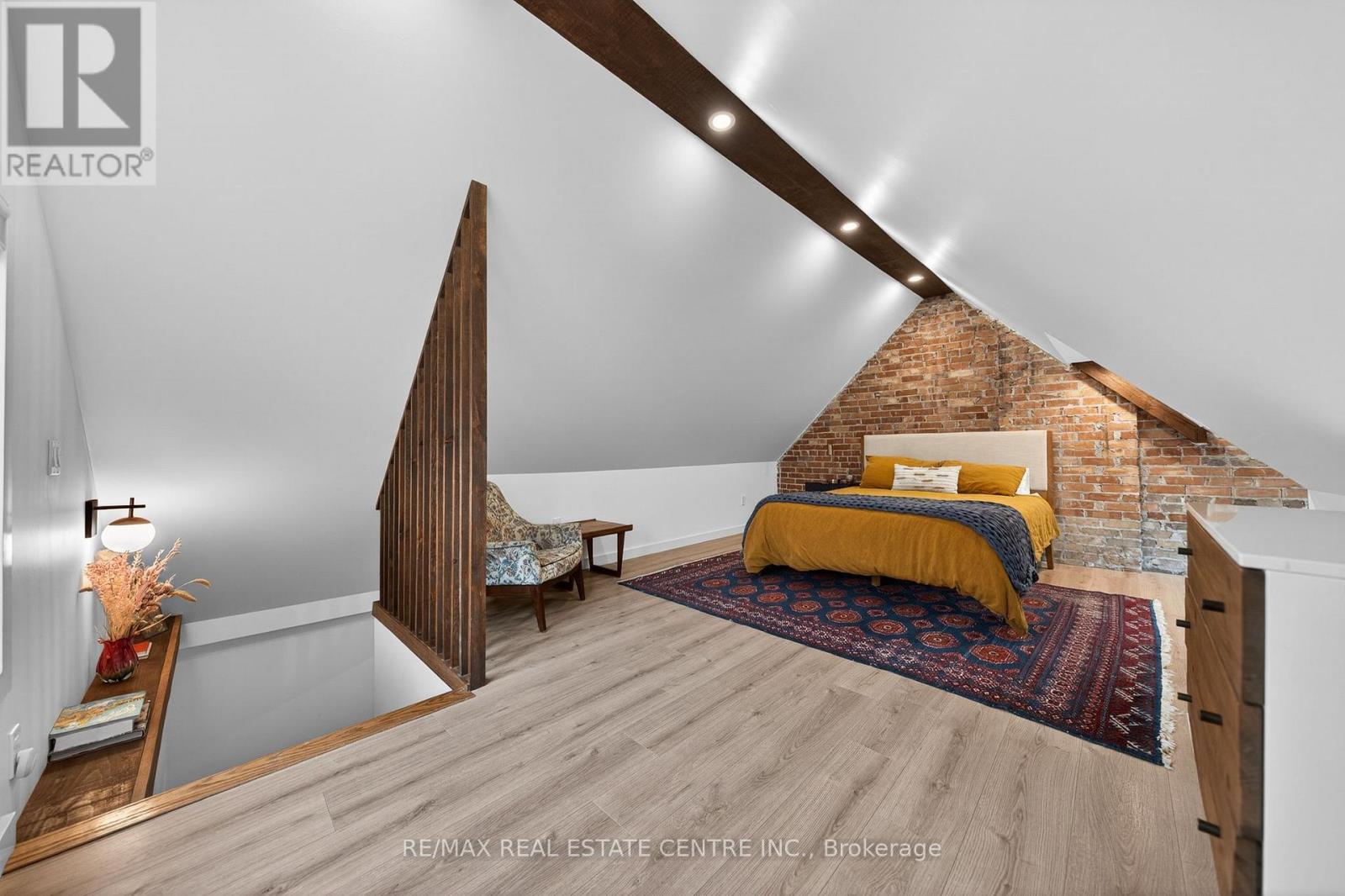 282 PARK STREET Property Photo