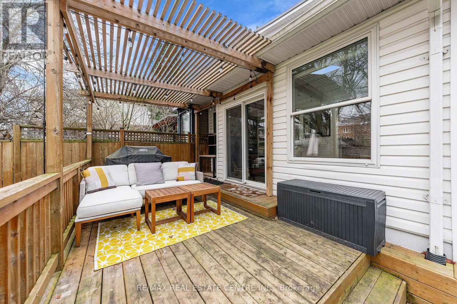 282 PARK STREET Property Photo