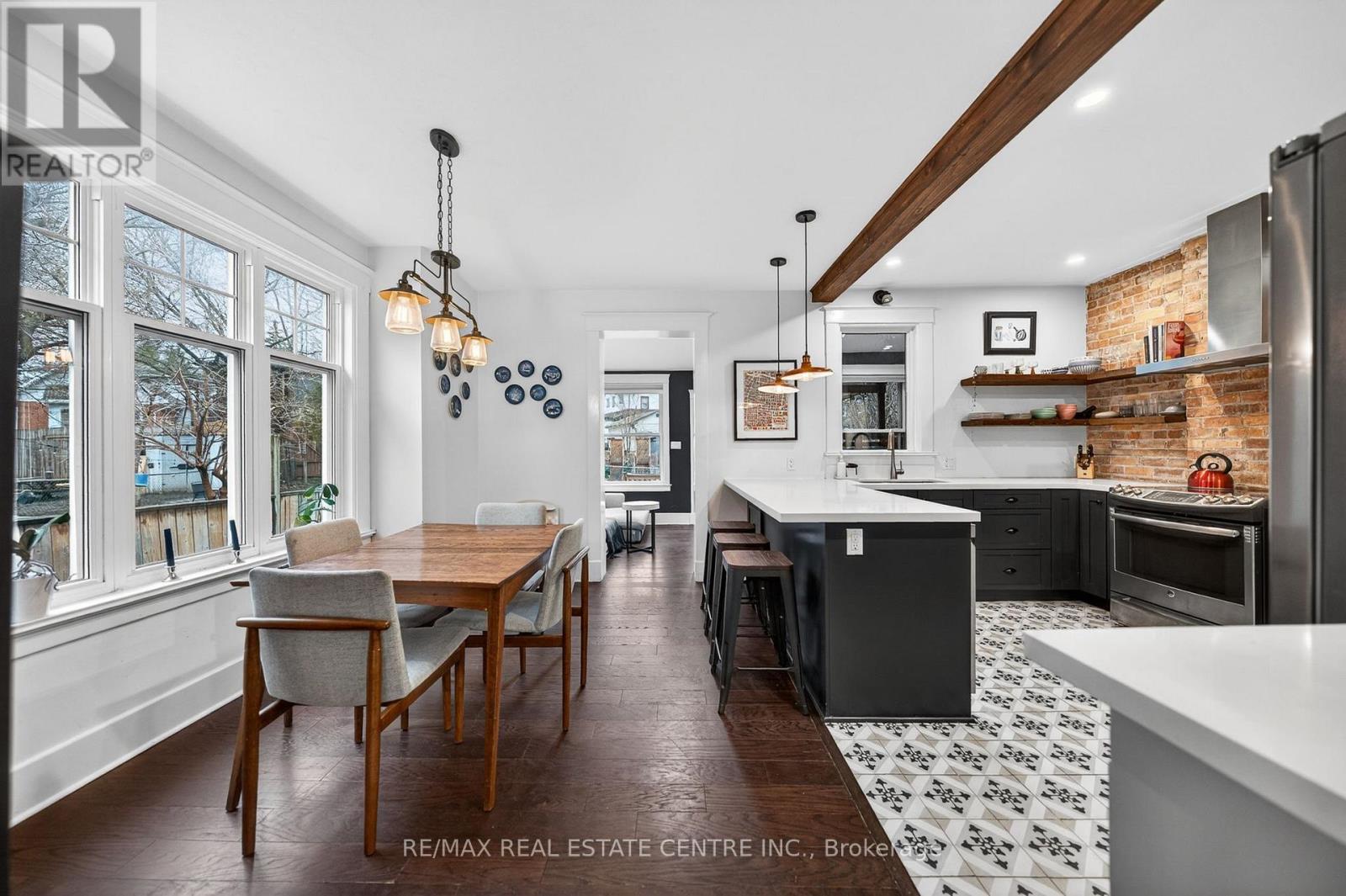 282 PARK STREET Property Photo