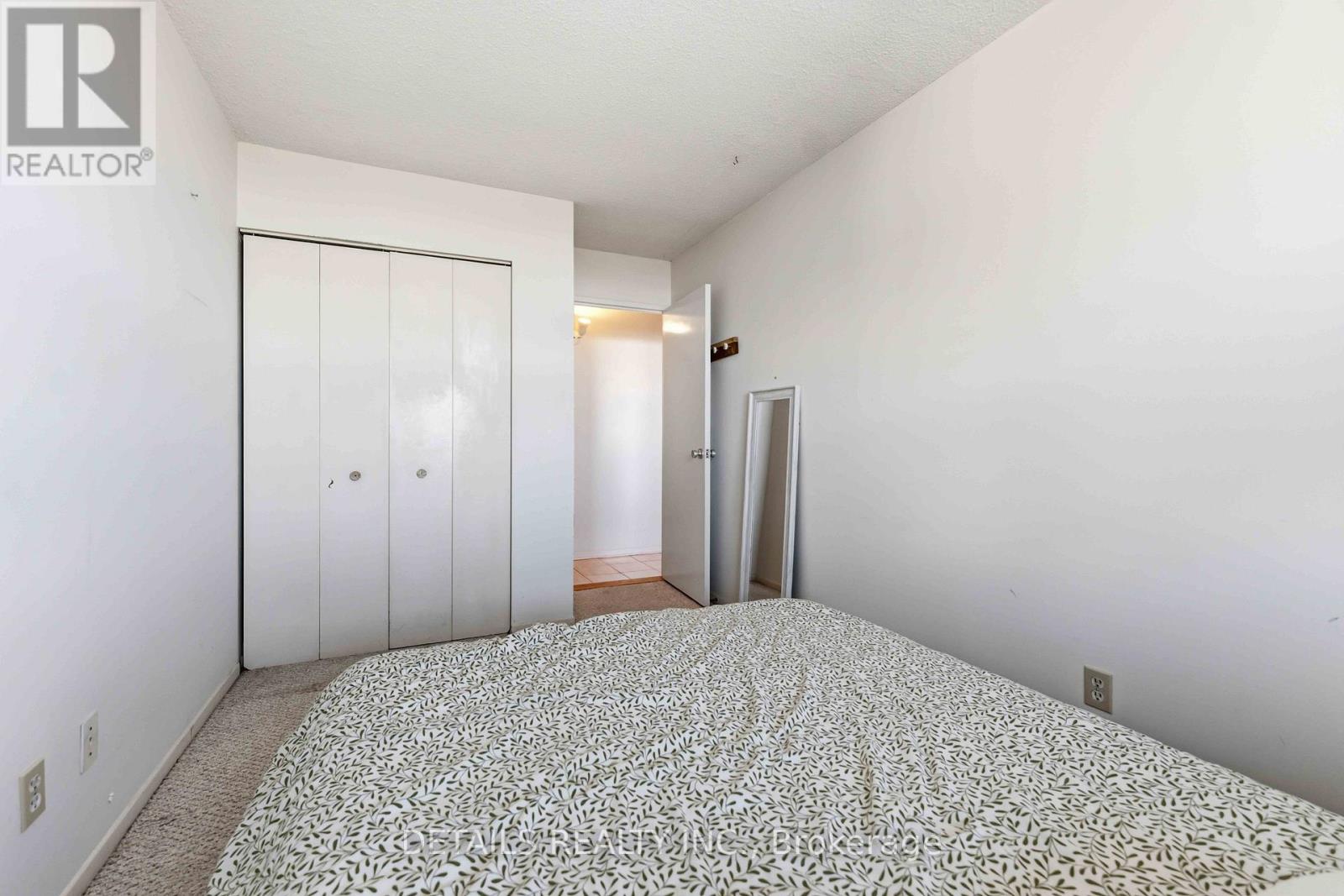 1606 - 1380 PRINCE OF WALES DRIVE — photo 18