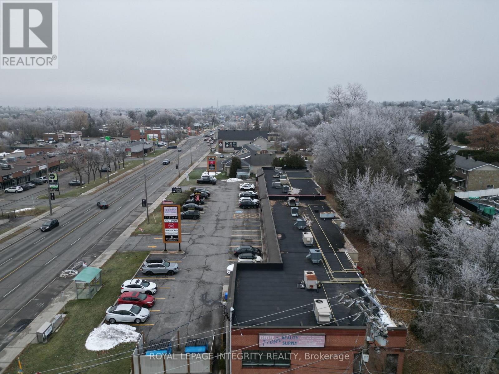 1 Bath Retail for Rent in Ottawa – 2208 ST. JOSEPH BOULEVARD, Ottawa – MLS# X13026758 - Image 11