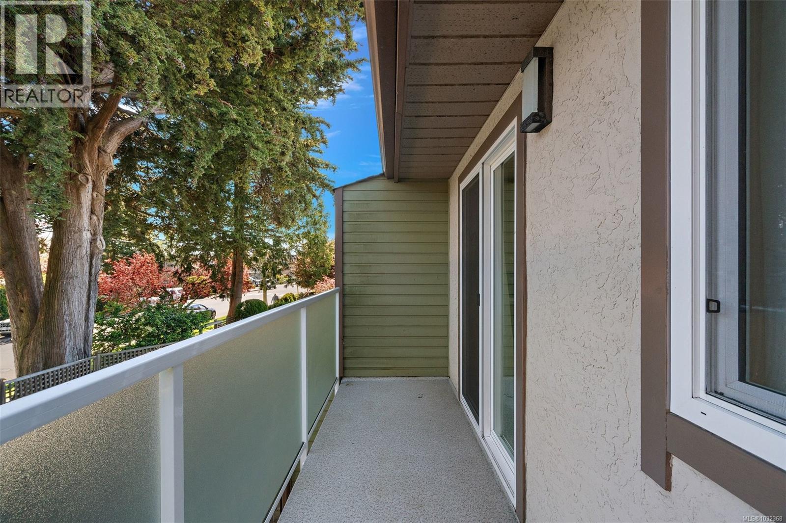 #5 10008 THIRD ST - 21