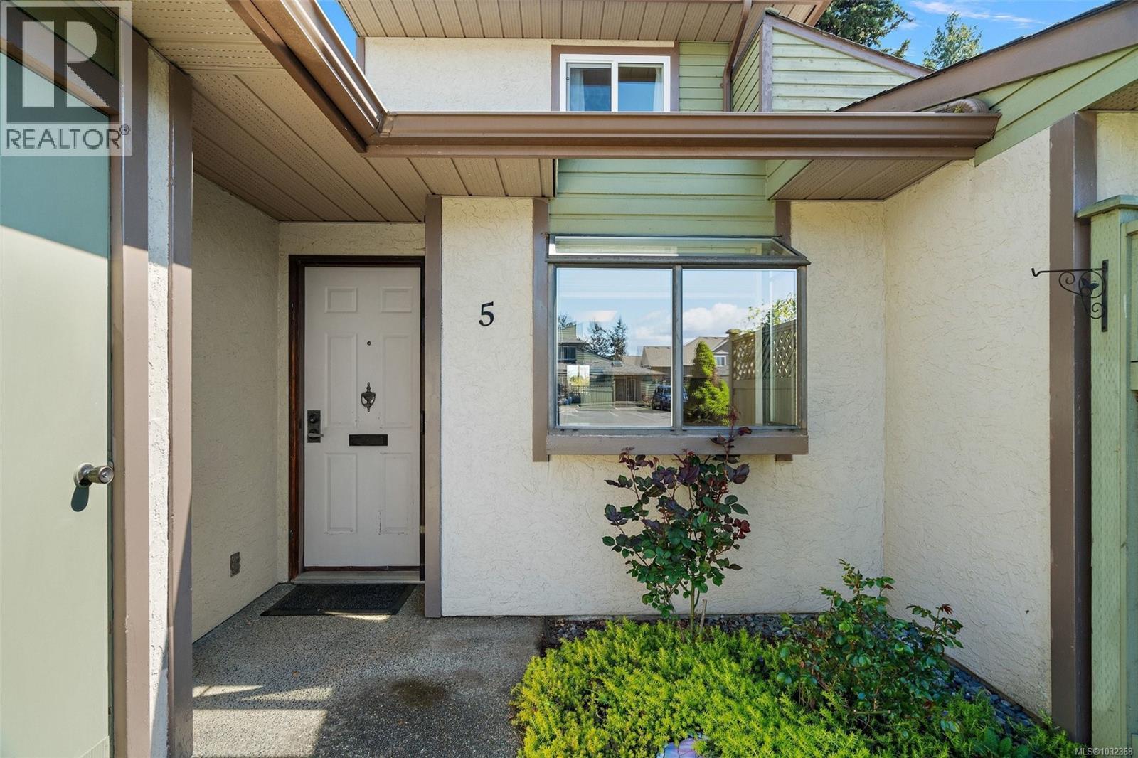 #5 10008 THIRD ST - 22