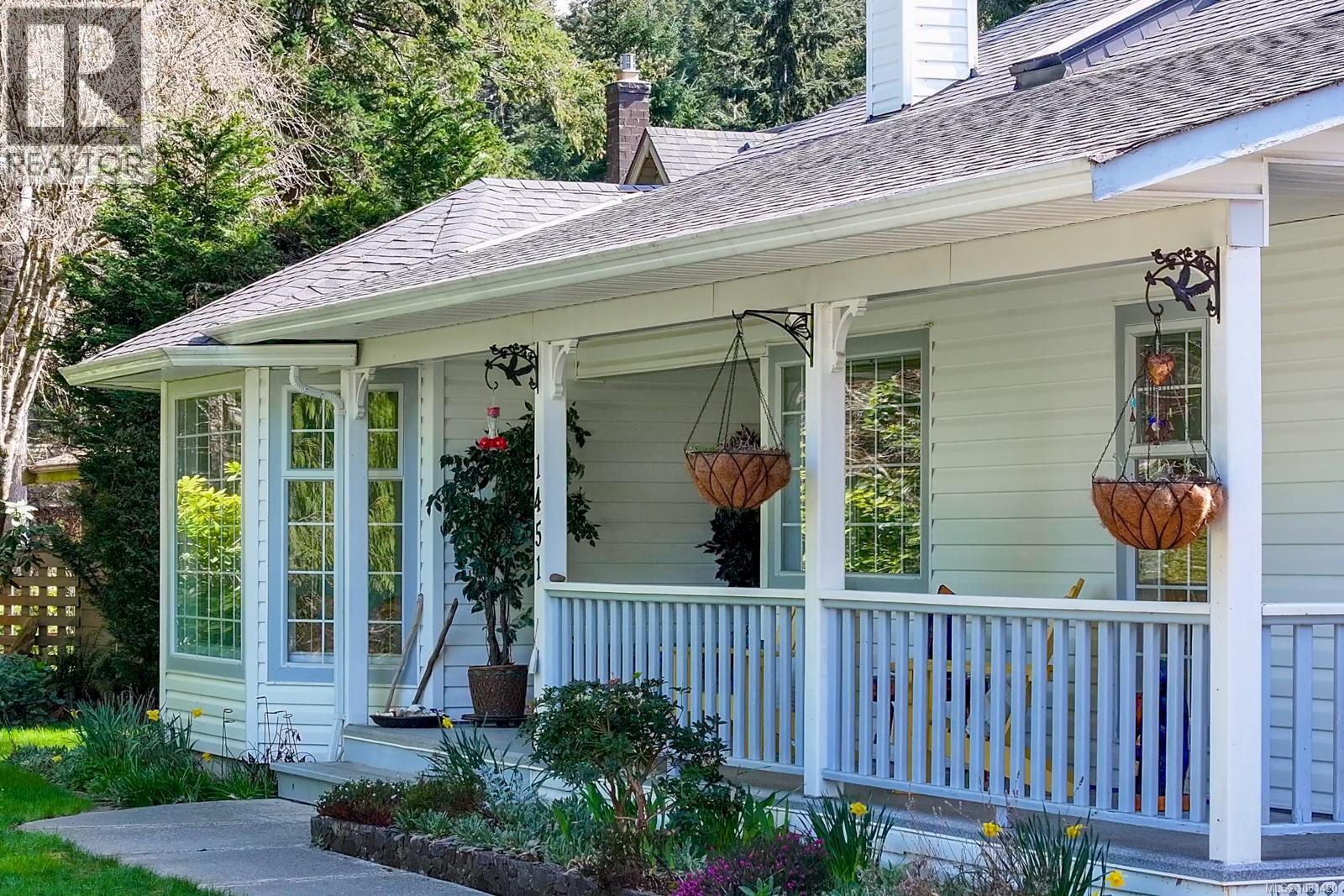 1451 Seaview Rd, Black Creek