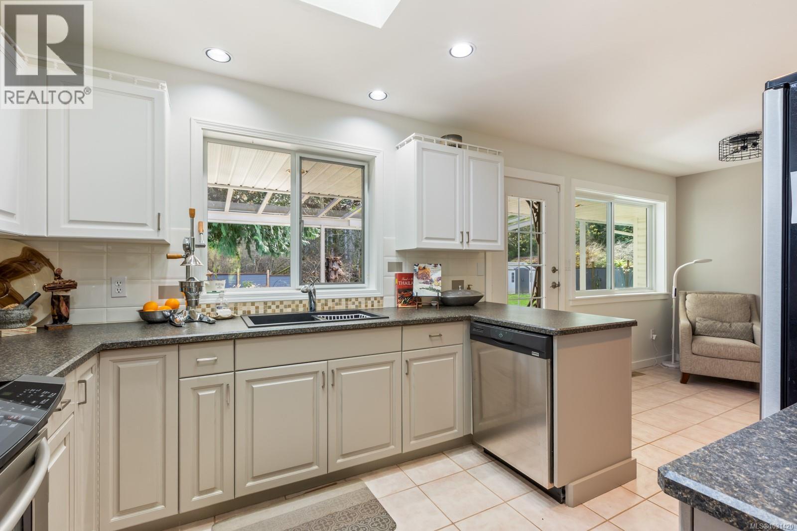 1451 Seaview Rd, Black Creek