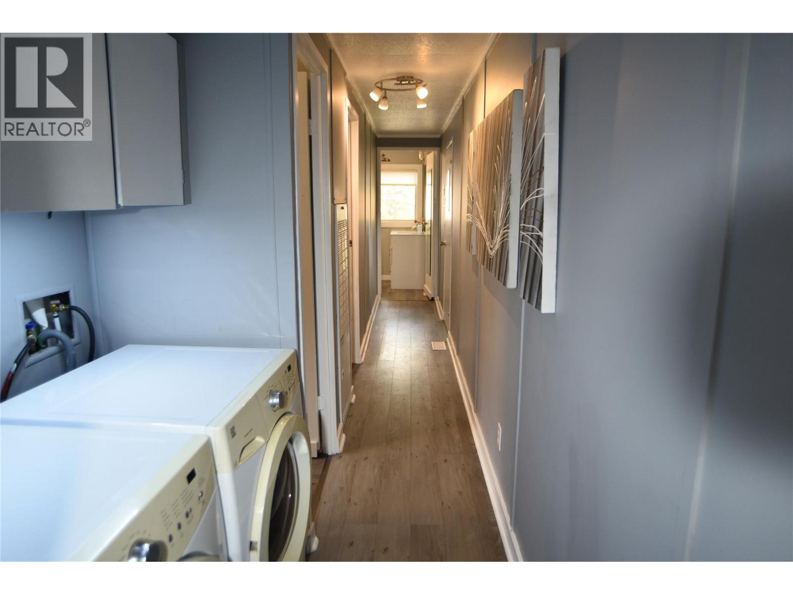 #21 2756 GREENWOOD ROAD - 32