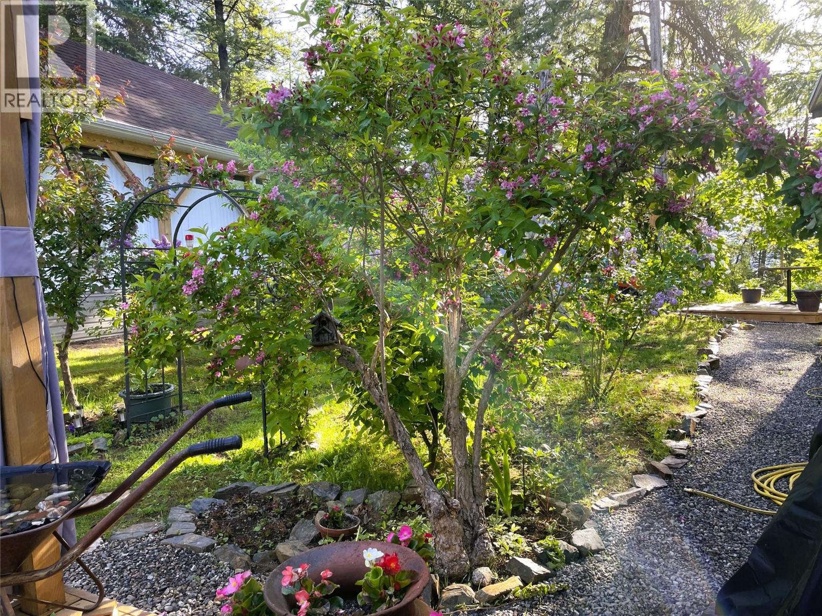 #21 2756 GREENWOOD ROAD - 47