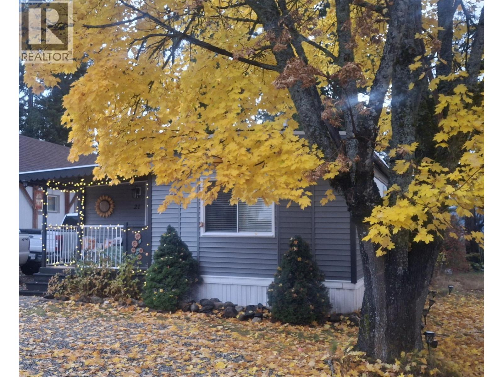 #21 2756 GREENWOOD ROAD - 44