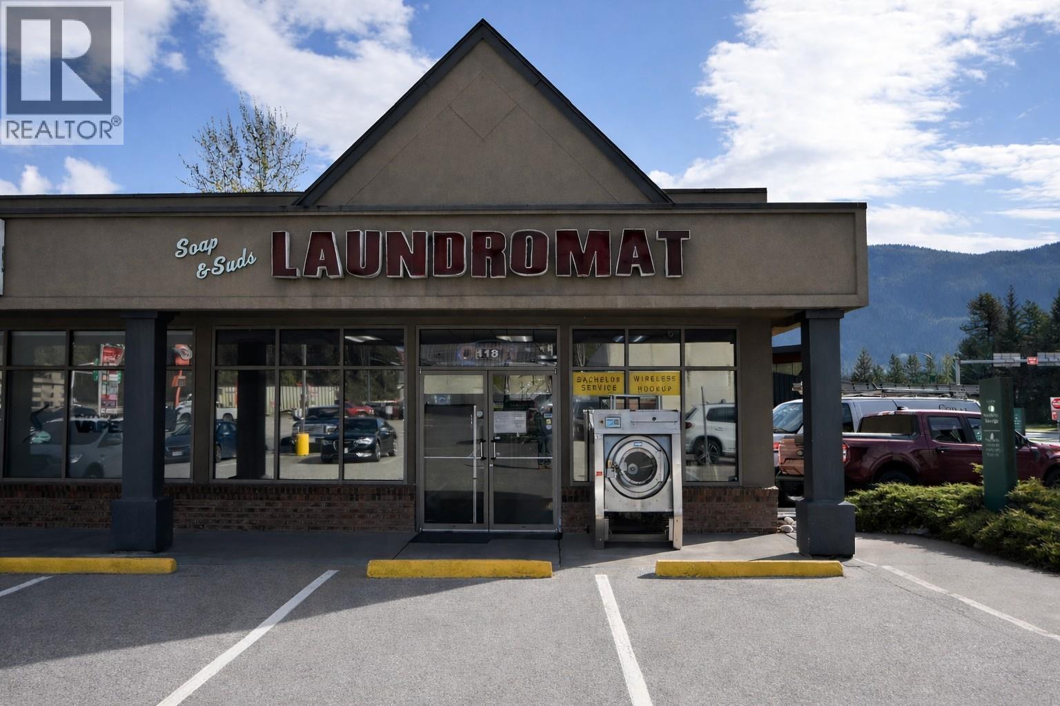 118 1983 Columbia Avenue, Castlegar