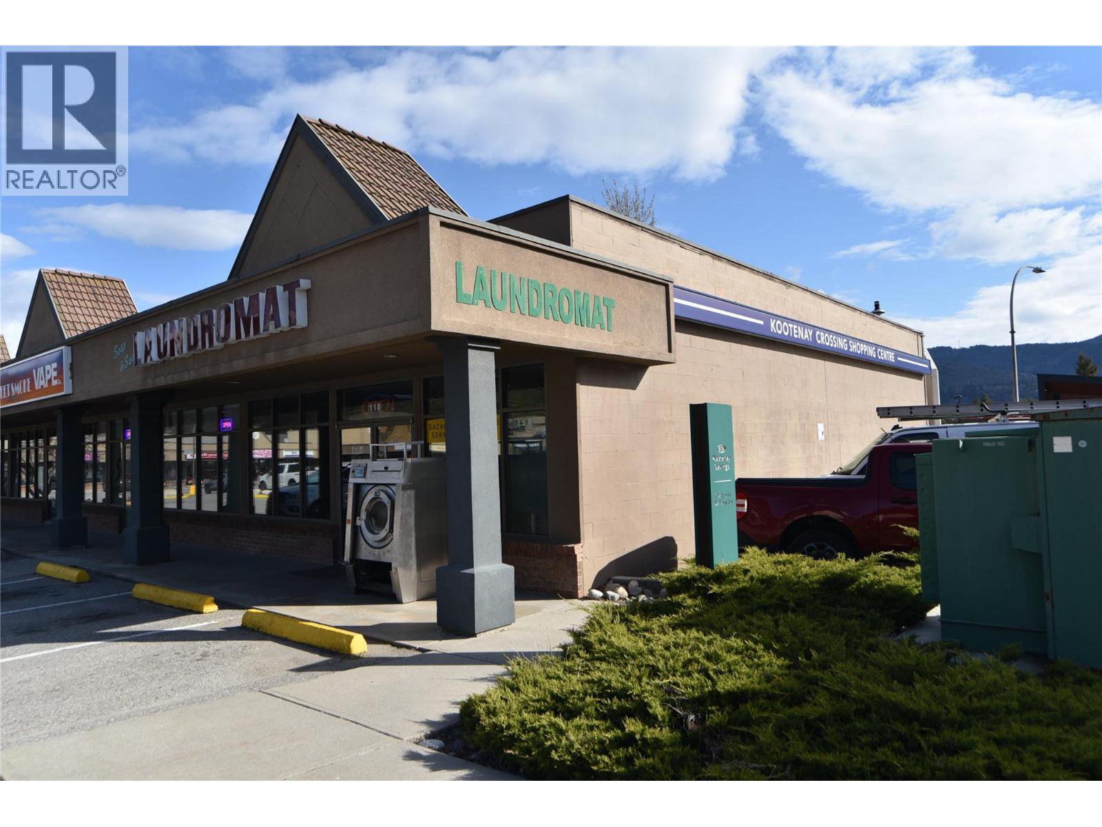 118 1983 Columbia Avenue, Castlegar