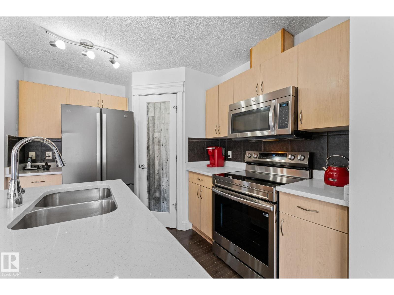 3527 11 ST NW, Edmonton