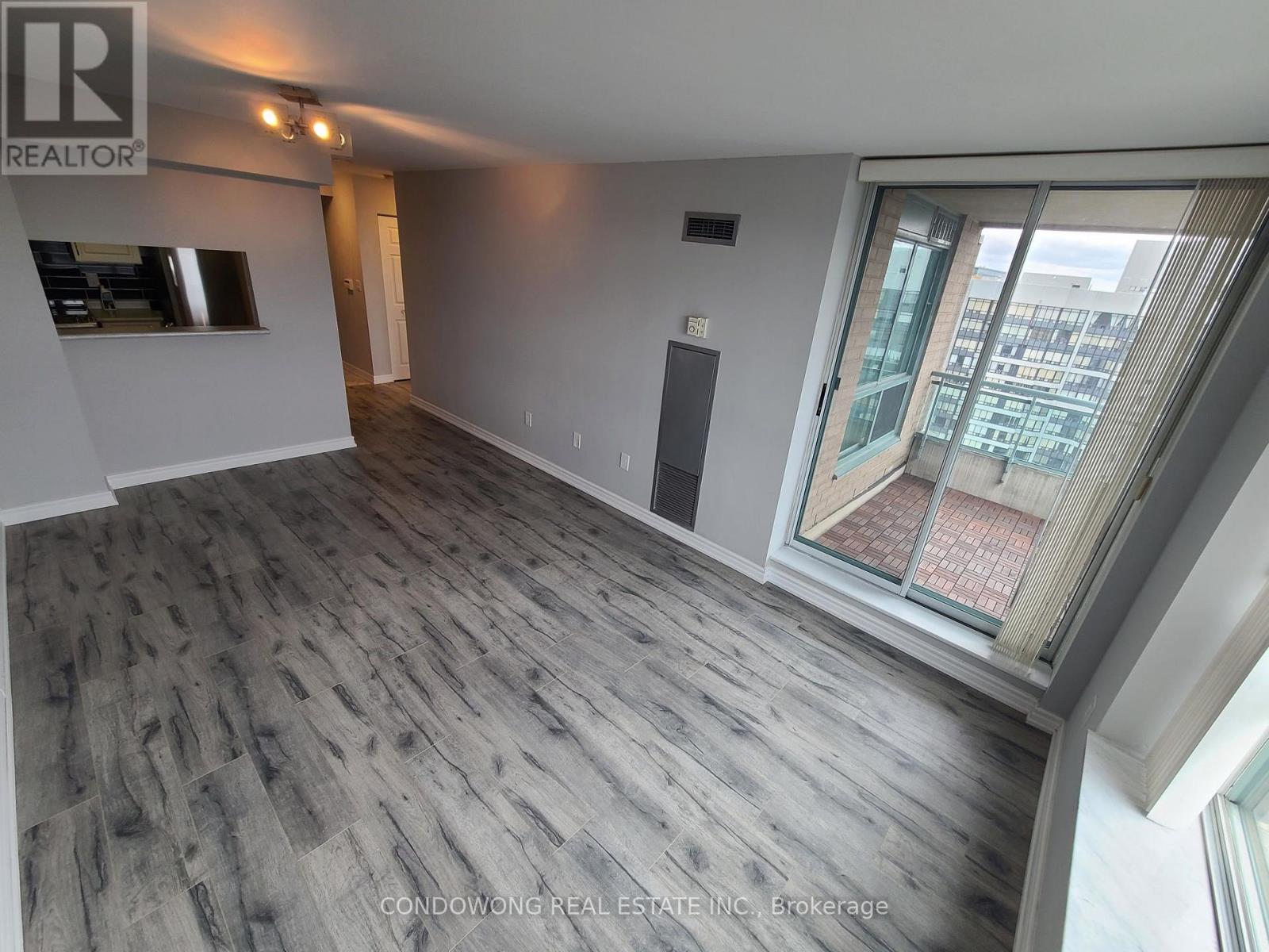 2705 - 1 PEMBERTON AVENUE