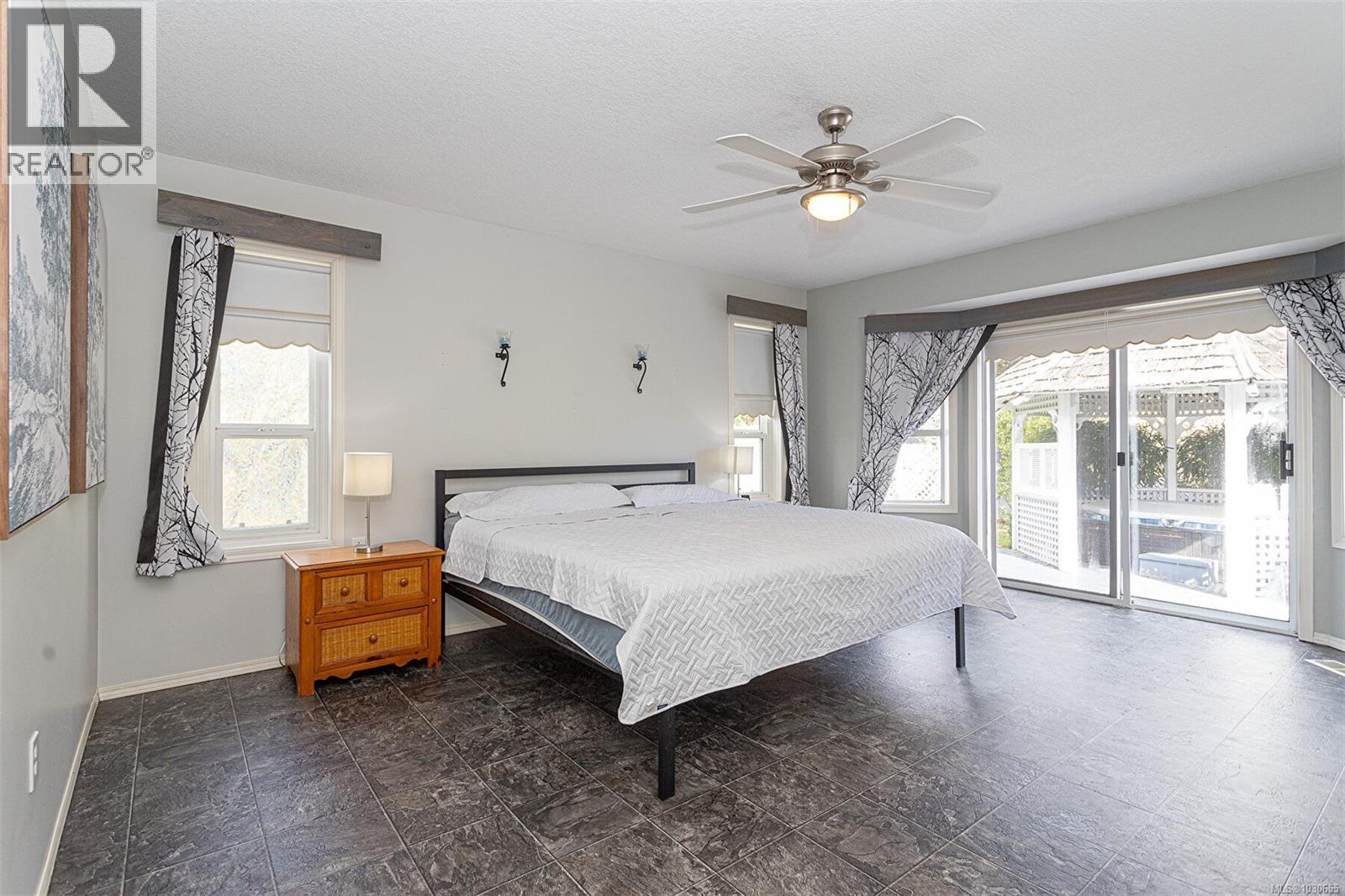 521 Wilrose Pl — photo 13