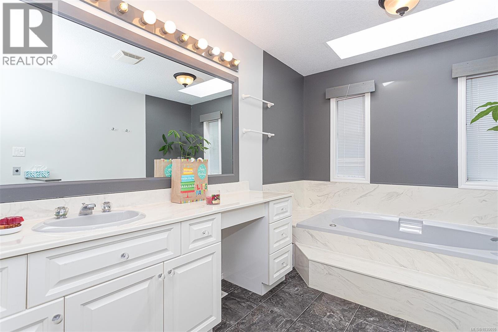 521 Wilrose Pl — photo 14