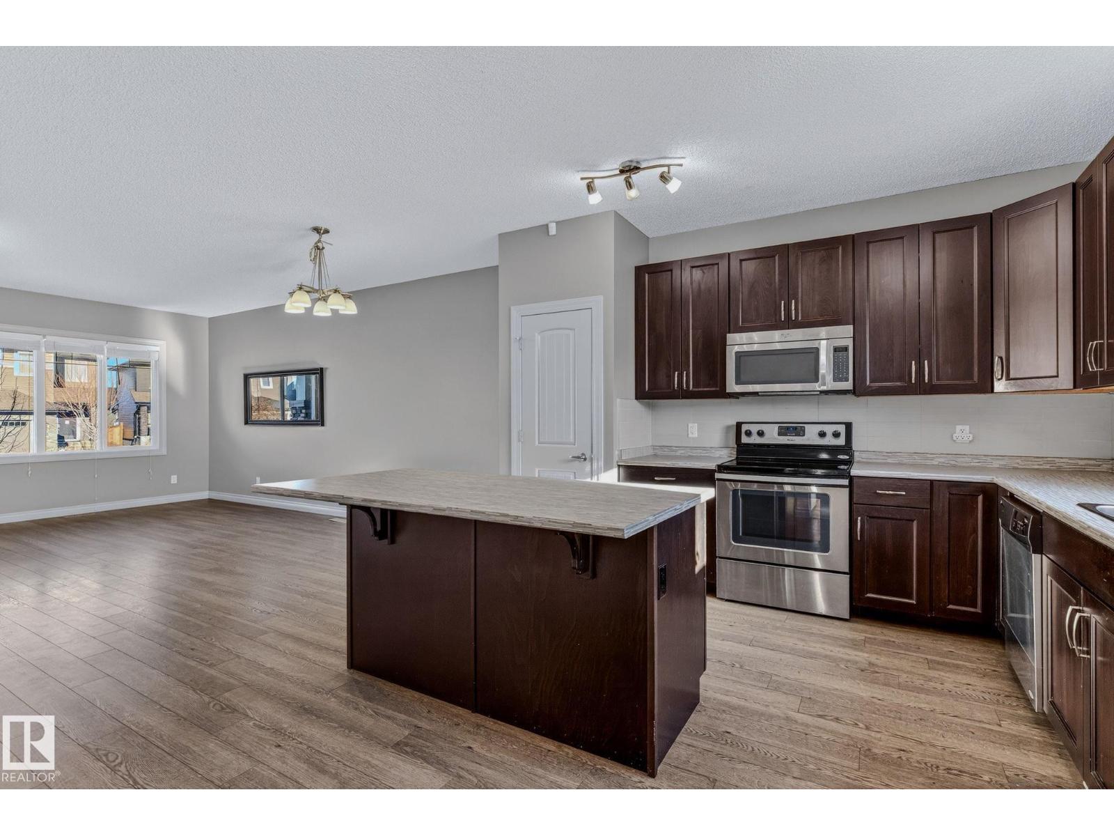 3347 Weidle WY SW, Edmonton