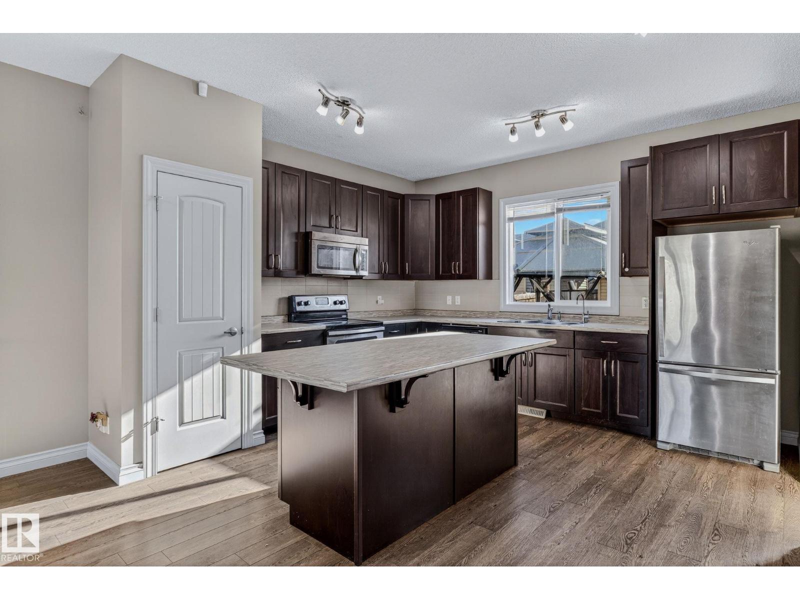 3347 Weidle WY SW, Edmonton