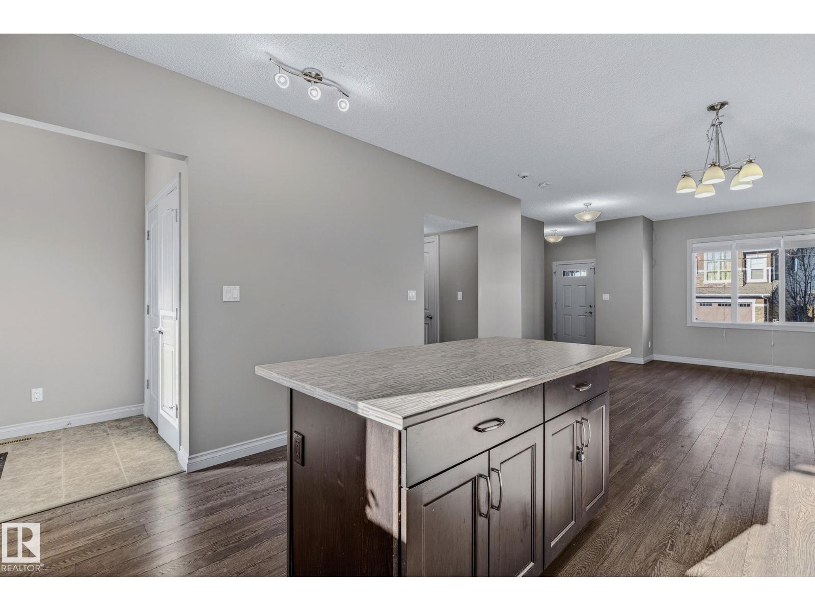 3347 Weidle WY SW, Edmonton