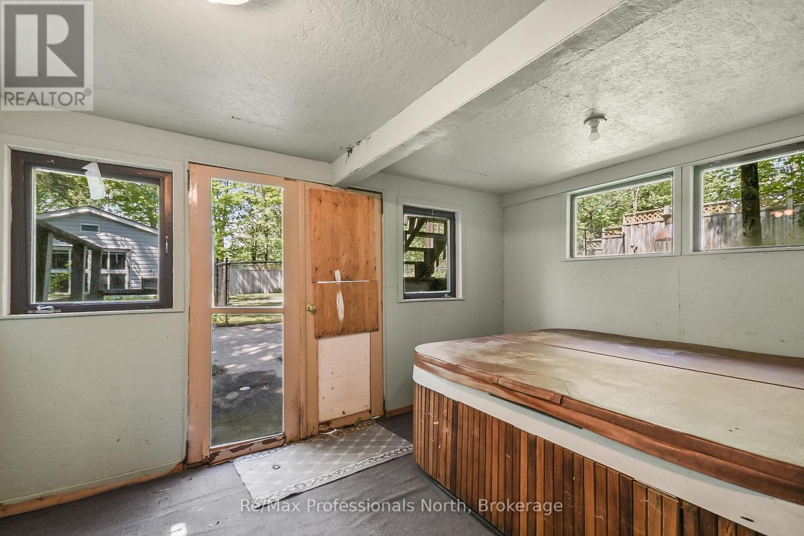 110 FRASER STREET - 28